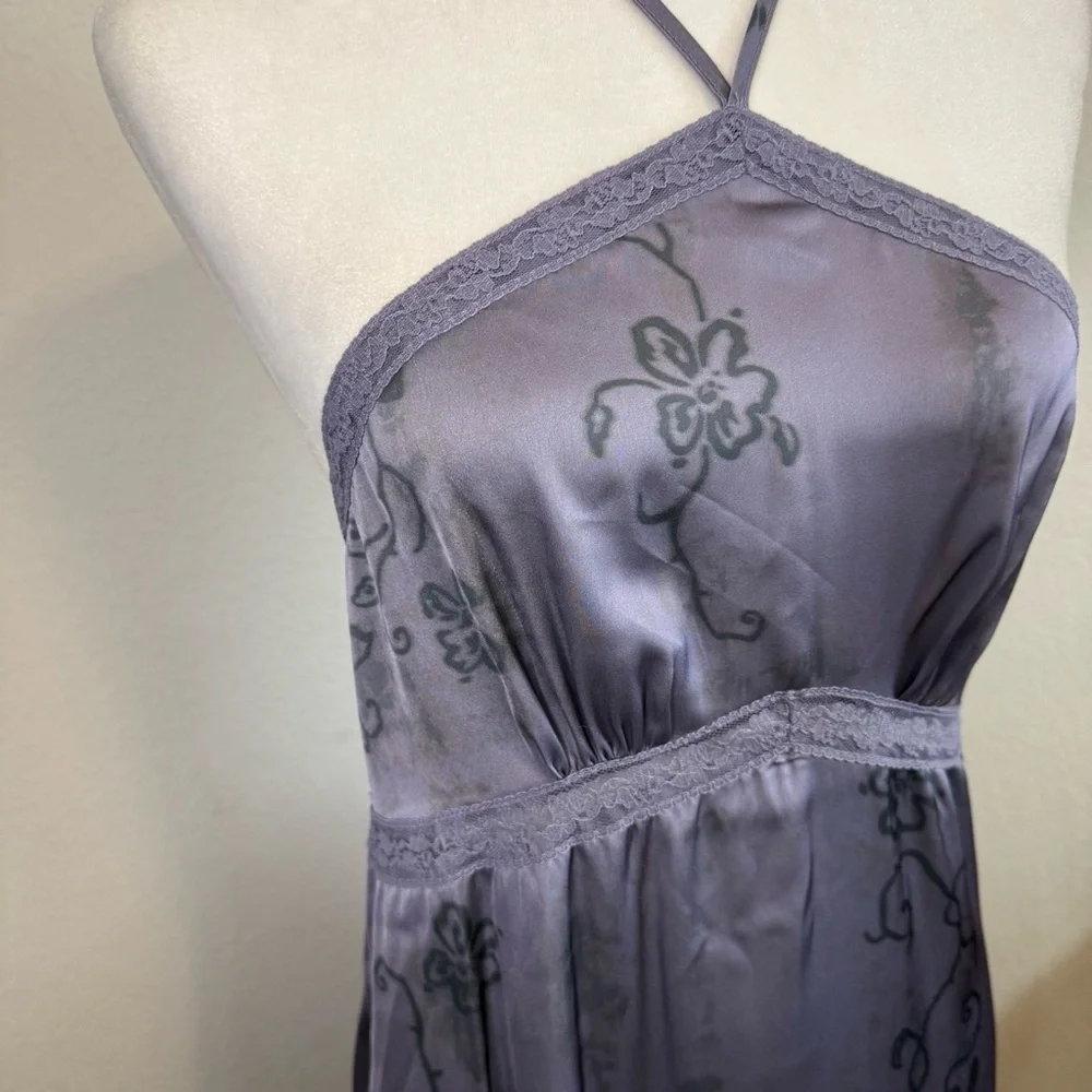 Elegant Purple Maxi Dress - Picture 3 of 14
